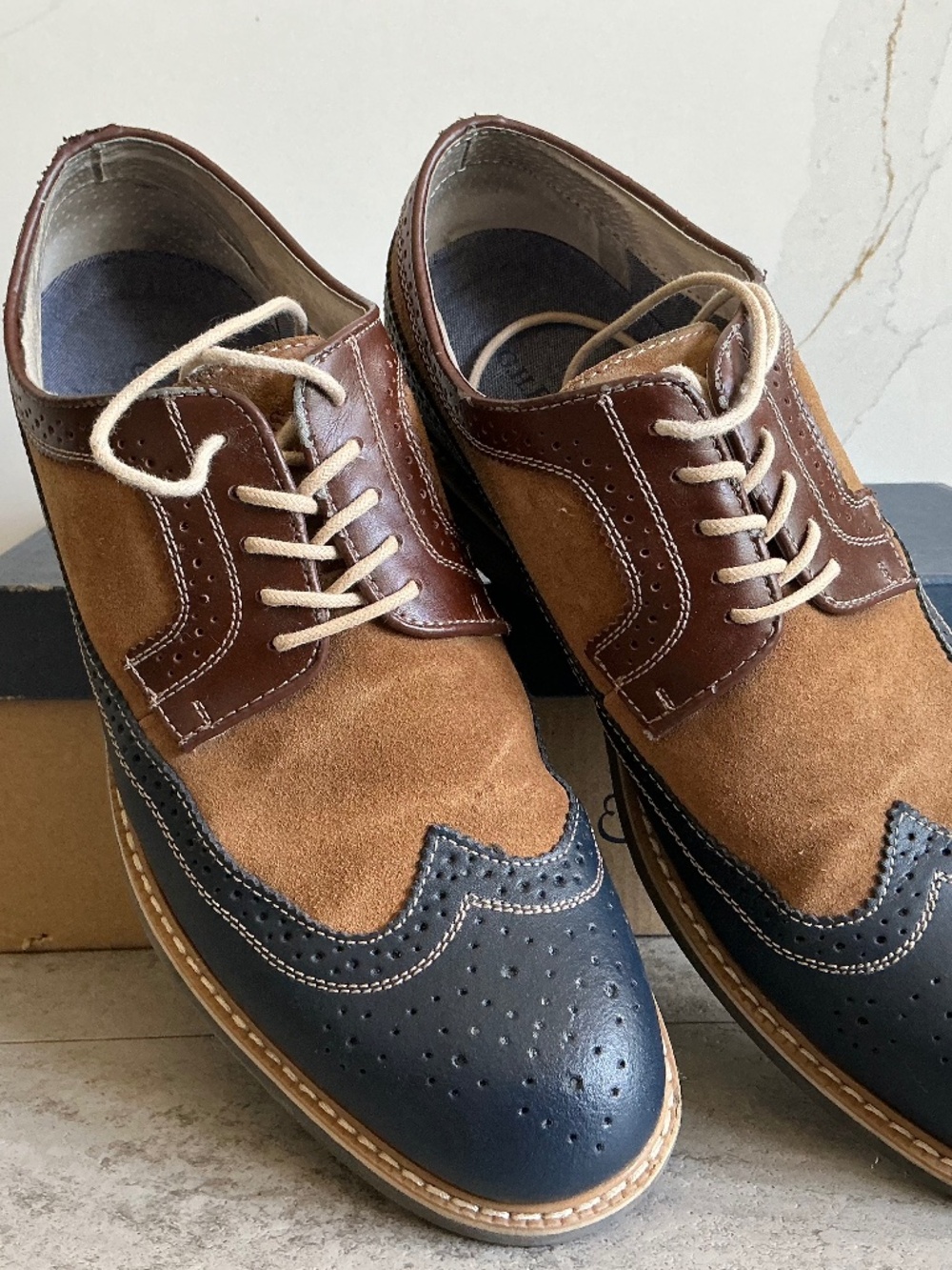 G.H. Bass & Co - brogue shoes